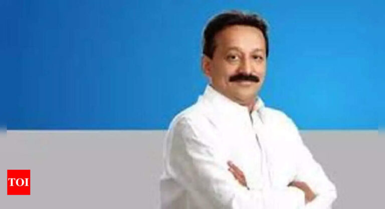 Former Congress Minister Baba Siddique Resigns from Congress | Mumbai News – Times of India