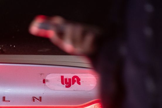 Lyft Shares Surge as Strong Earnings Report Offsets Typo Confusion