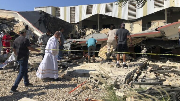11 killed after Mexico church roof collapses | CNN