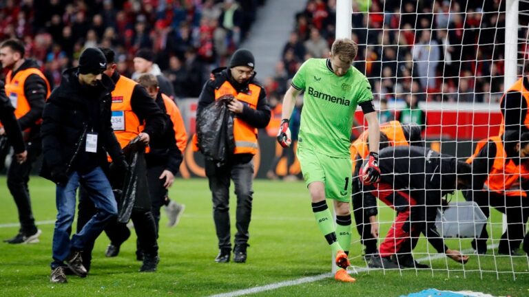 Bundesliga: Bayer Leverkusen's match against Bayern Munich delayed after fans throw sweets, balls on field