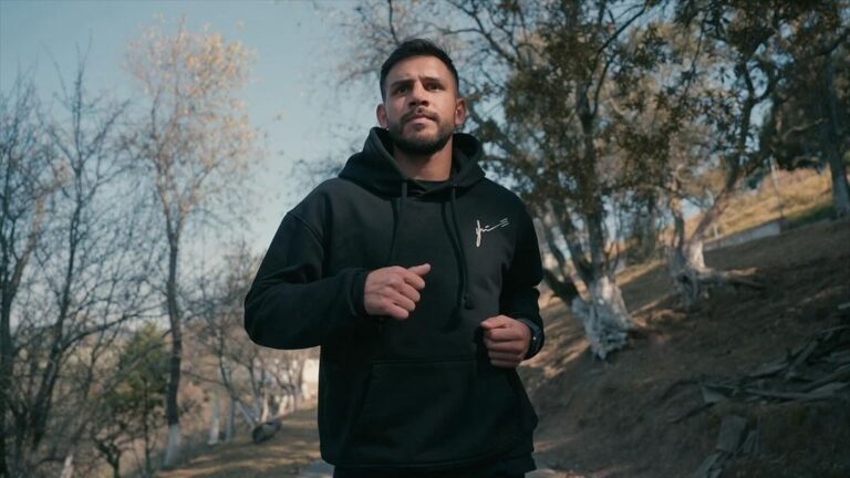 Will take Ilia Topuria's 'head off' in fight, eye on UFC gold in 2024: Yair Rodriguez