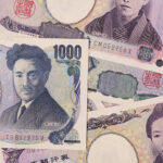 Japanese yen sinks to 40-year low, keeping intervention risks in focus